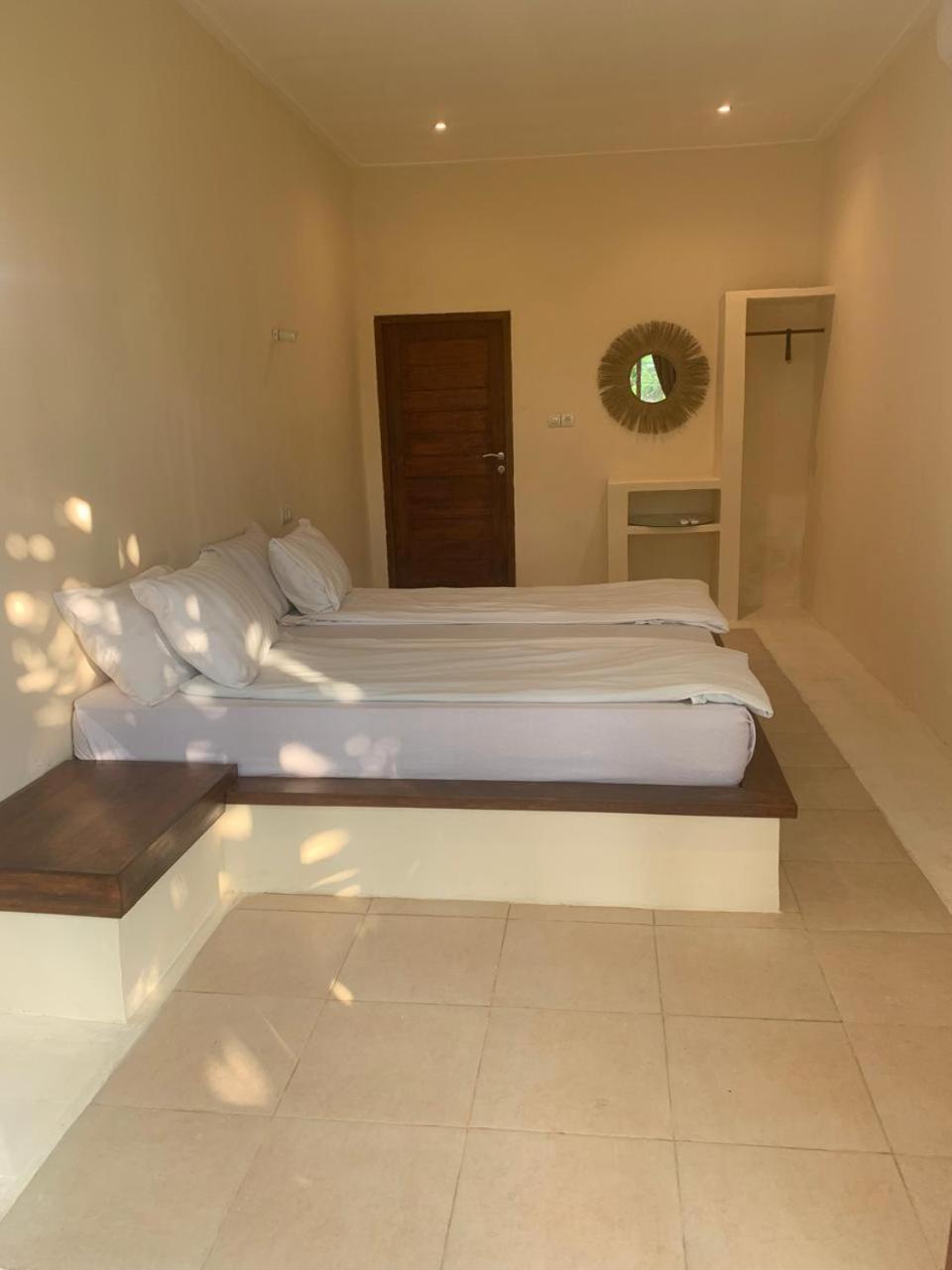 Lombok Coconut Hotel Mangsit Exteriör bild