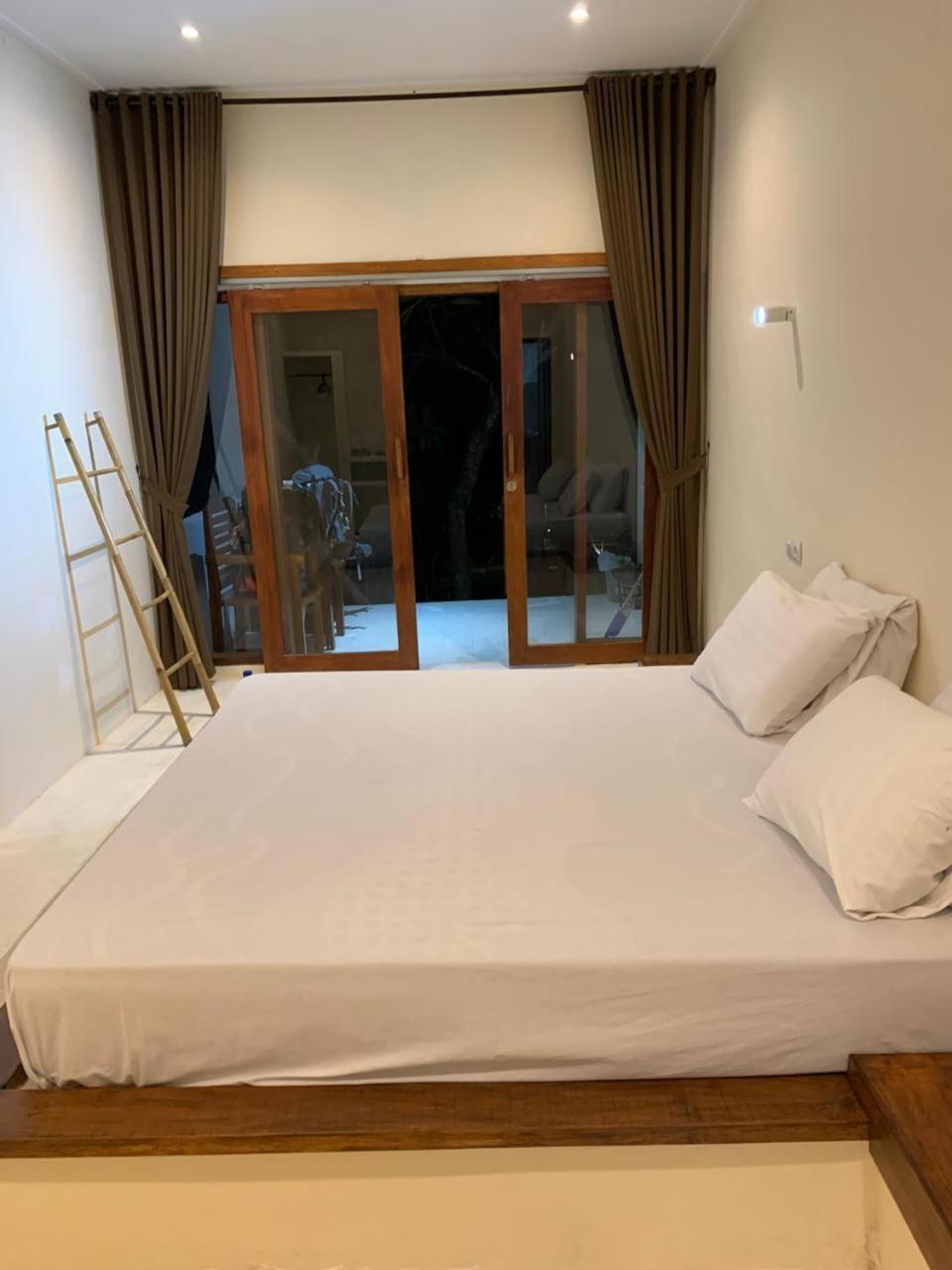 Lombok Coconut Hotel Mangsit Exteriör bild